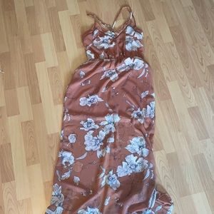 Peach maxi dress with floral print. Size: small.